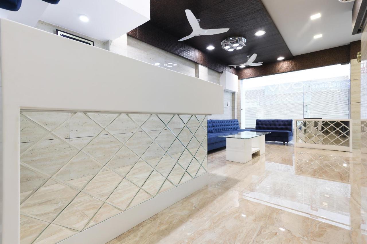 Oyo 60577 Sukhmani Residency Hotel Indore Luaran gambar
